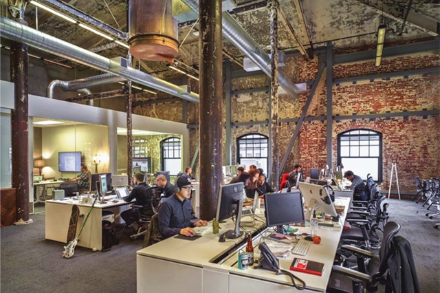 廣州辦公室裝修,loft辦公設(shè)計(jì),廣州裝修設(shè)計(jì)公司,工業(yè)風(fēng)格辦公設(shè)計(jì).jpg 廣州辦公室裝修,loft辦公設(shè)計(jì),廣州裝修設(shè)計(jì)公司,工業(yè)風(fēng)格辦公設(shè)計(jì).jpg