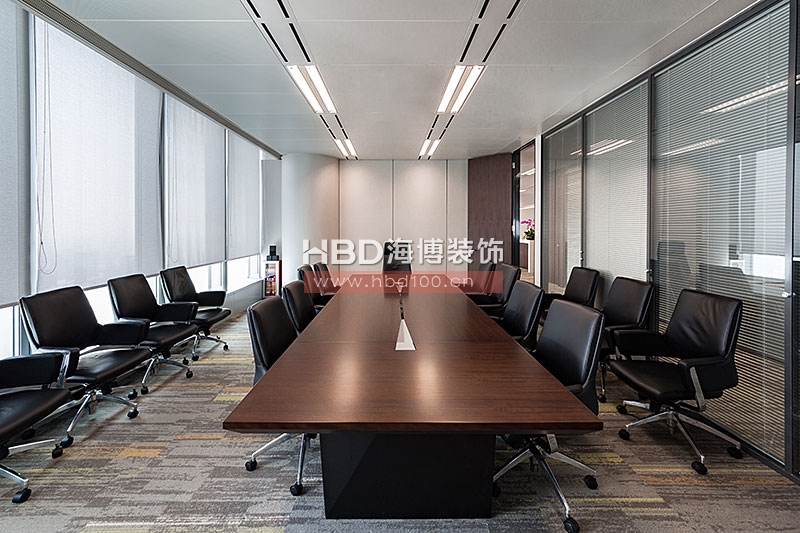 廣州辦公室裝修,環(huán)球都會(huì)辦公室裝修.jpg 廣州辦公室裝修,環(huán)球都會(huì)辦公室裝修.jpg